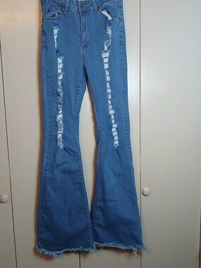 Vince Blue Premium J XL Flared Stretch Distress Jeans (0808N1)